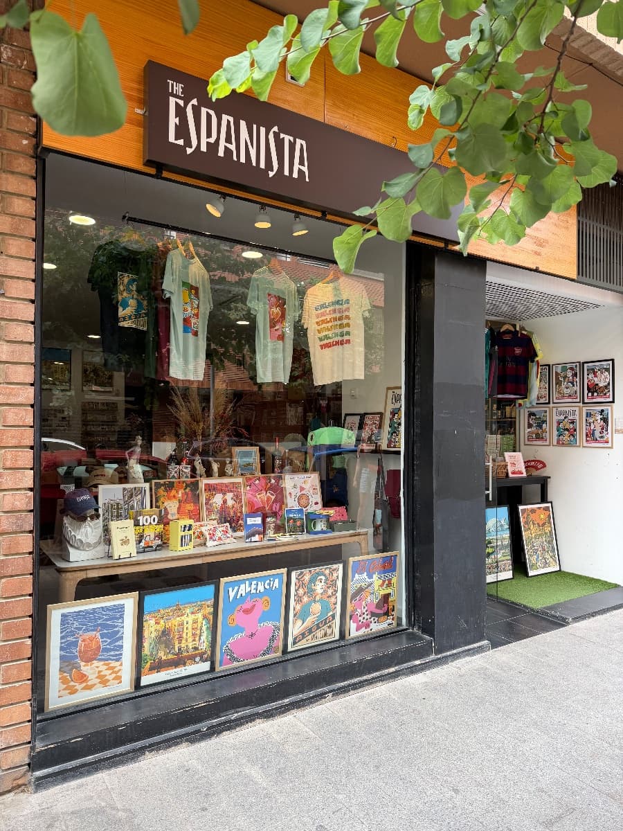 An afternoon exploring the bars of Russafa